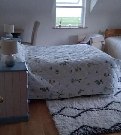 Sea View Room.. Castlemagee Bagian luar foto